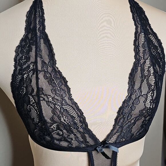 Victoria's Secret Small Black Lace Teddy Lingerie Bodysuit with Sheer Mesh - Picture 2 of 7